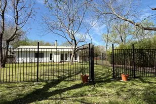 7313 Rhett Pl, Austin, TX 78744 - Photo 3
