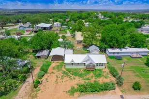 109 Elizabeth Dr, Spicewood, TX 78669 - Photo 35