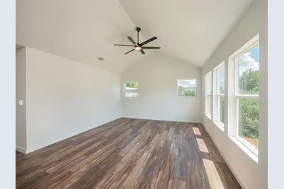 109 Elizabeth Drive, Spicewood, TX 78669 - Photo 5