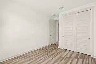 221 Indian Shoal Dr, Georgetown, TX 78628 - Photo 5