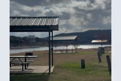 18322 Lake Oaks Drive, Jonestown, TX 78645 - Photo 31