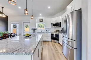 18322 Lake Oaks Dr, Jonestown, TX 78645 - Photo 11