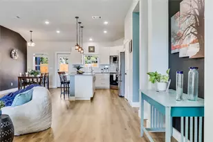 18322 Lake Oaks Dr, Jonestown, TX 78645 - Photo 5