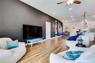 18322 Lake Oaks Dr, Jonestown, TX 78645 - Photo 9