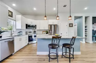 18322 Lake Oaks Dr, Jonestown, TX 78645 - Photo 13