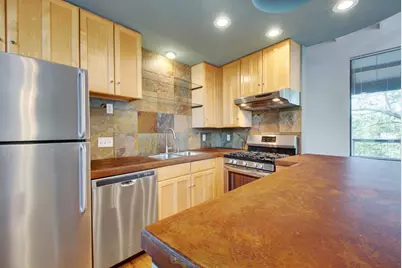 1308 W North Loop Boulevard W #B, Austin, TX 78756 - Photo 9