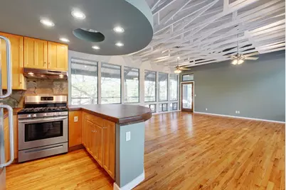 1308 W North Loop Boulevard W #B, Austin, TX 78756 - Photo 11
