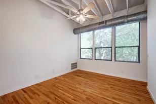 1308 W North Loop Blvd W, Austin, TX 78756 - Photo 21