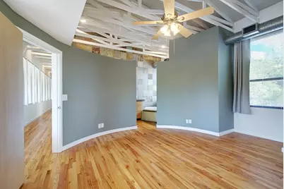 1308 W North Loop Boulevard W #B, Austin, TX 78756 - Photo 15