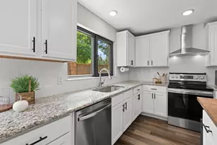11310 Spicewood Club Dr, Austin, TX 78750 - Photo 11