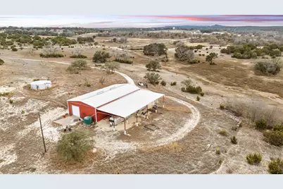 1274 County Road 2806, Lampasas, TX 76550 - Photo 35