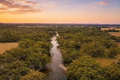 1274 County Road 2806, Lampasas, TX 76550 - Photo 3