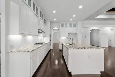 7401 Turnback Ledge Trail, Lago Vista, TX 78645 - Photo 5