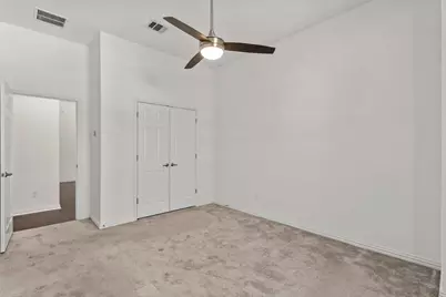 7401 Turnback Ledge Trail, Lago Vista, TX 78645 - Photo 33