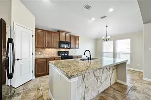 119 Legends of Hutto Tr, Hutto, TX 78634 - Photo 9