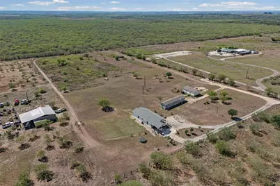 16007 Jacobson Road, Del Valle, TX 78617 - Photo 7