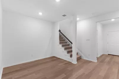 13725 Tucker Hedge Pass, Elgin, TX 78621 - Photo 15