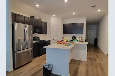 100 Montego Street, Hutto, TX 78634 - Photo 9