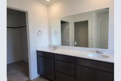 100 Montego Street, Hutto, TX 78634 - Photo 15