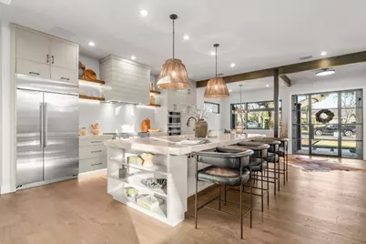 7706 Rutgers Avenue, Austin, TX 78757 - Photo 9