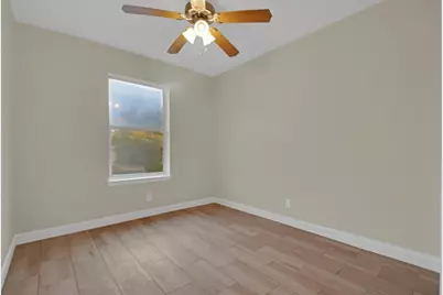 8205 Georgie Trace Avenue, Austin, TX 78747 - Photo 11