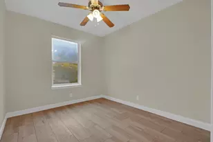 8205 Georgie Trace Ave, Austin, TX 78747 - Photo 11