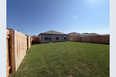 121 Honey Bee Road, Jarrell, TX 76537 - Photo 7