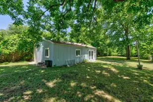 5406 Bolm Rd, Austin, TX 78721 - Photo 17