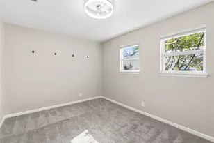 404 Seminole Dr, Austin, TX 78745 - Photo 17