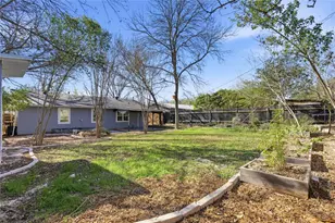 404 Seminole Dr, Austin, TX 78745 - Photo 27