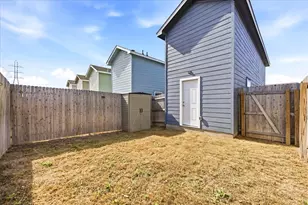 6920 Elm Cv, San Antonio, TX 78244 - Photo 21