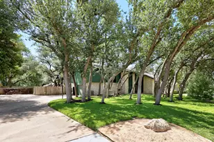 10805 Spicewood Pkwy, Austin, TX 78750 - Photo 7