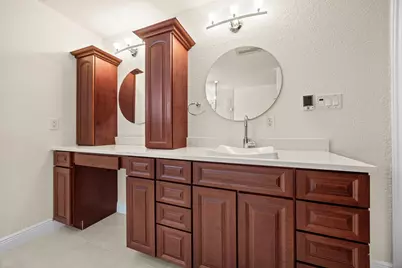 10805 Spicewood Parkway, Austin, TX 78750 - Photo 23