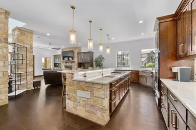 13017 Luna Montana Way S, Austin, TX 78732 - Photo 11