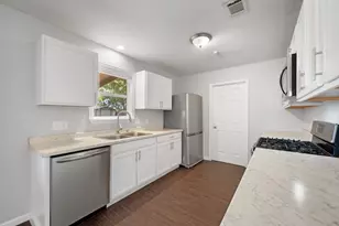 11604 N Oaks Dr, Austin, TX 78753 - Photo 9