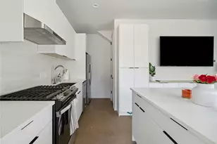 7505 Wynne Ln, Austin, TX 78745 - Photo 9