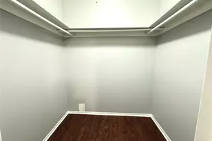 12401 Tree Line Dr, Austin, TX 78729 - Photo 13