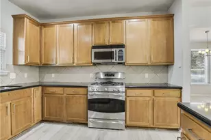 813 Truman Ln, Cedar Park, TX 78613 - Photo 9