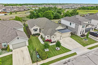 208 Great Lawn Bend, Liberty Hill, TX 78642 - Photo 31