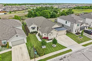 208 Great Lawn Bnd, Liberty Hill, TX 78642 - Photo 31