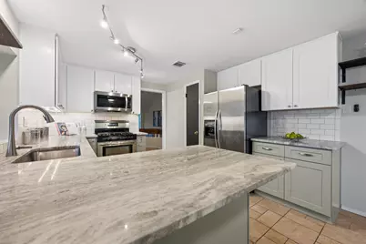 11701 Wiginton Drive, Austin, TX 78758 - Photo 15