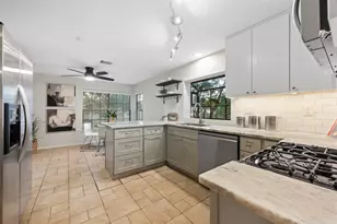 11701 Wiginton Dr, Austin, TX 78758 - Photo 13