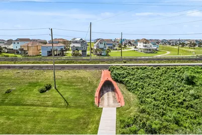 3807 Carmel Court, Galveston, TX 77554 - Photo 17