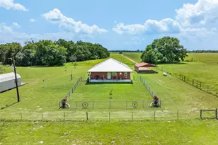 1122 County Road 344 Rd, Lexington, TX 78947 - Photo 25