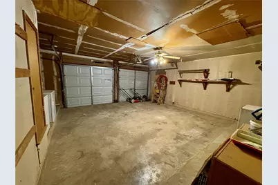 6200 Woodhue Drive, Austin, TX 78745 - Photo 19