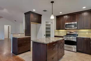 4506 Oak Creek Dr, Austin, TX 78727 - Photo 23