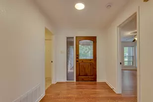 4506 Oak Creek Dr, Austin, TX 78727 - Photo 15