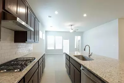 135 Horseshoe Cove, Kyle, TX 78640 - Photo 7