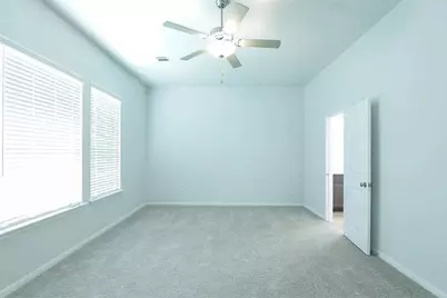 135 Horseshoe Cove, Kyle, TX 78640 - Photo 5