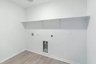 13621 Endless Narrow Ln, Elgin, TX 78621 - Photo 3